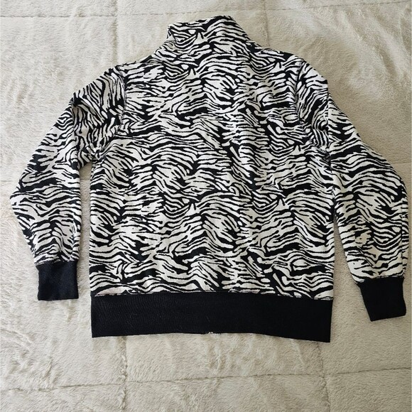 Ladies Leopold Print Zipper Jacket/Sweatshirt Size Small by Silver Wear. - Picture 3 of 5